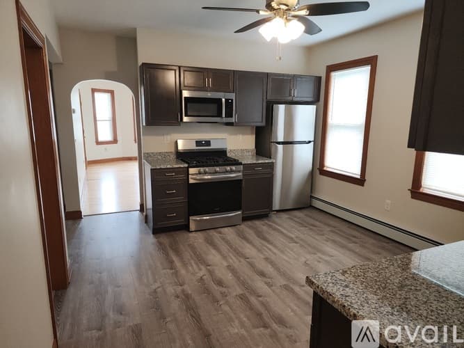 Worcester Apartment: 2 Cameron St