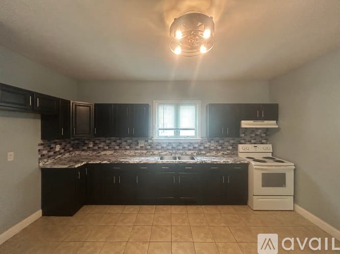 Brockton Apartment: 84 Forest Avenue