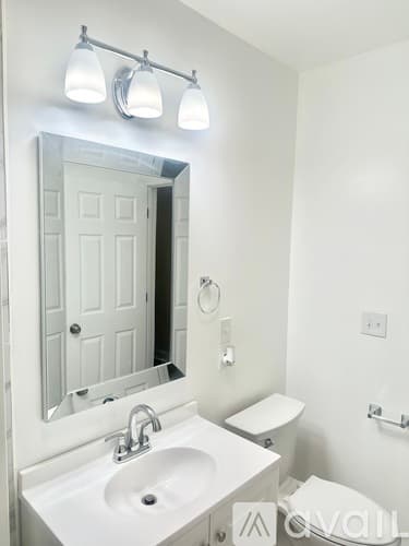 Bridgeport Apartment: 71 Tremont Ave
