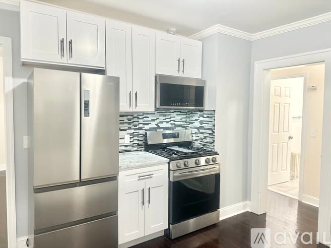 Bridgeport Apartment: 71 Tremont Ave
