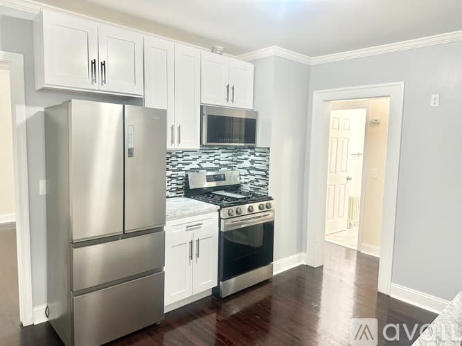 Bridgeport Apartment: 71 Tremont Ave