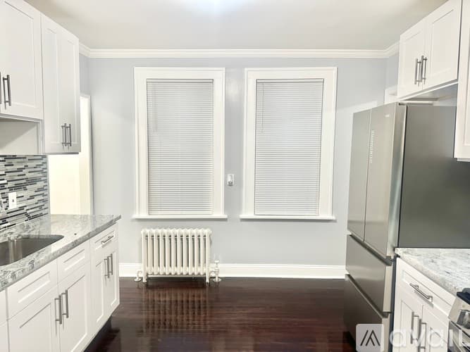 Bridgeport Apartment: 71 Tremont Ave