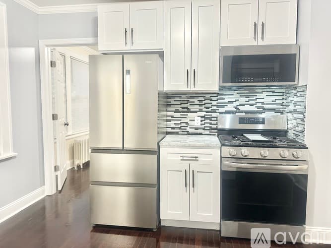 Bridgeport Apartment: 71 Tremont Ave