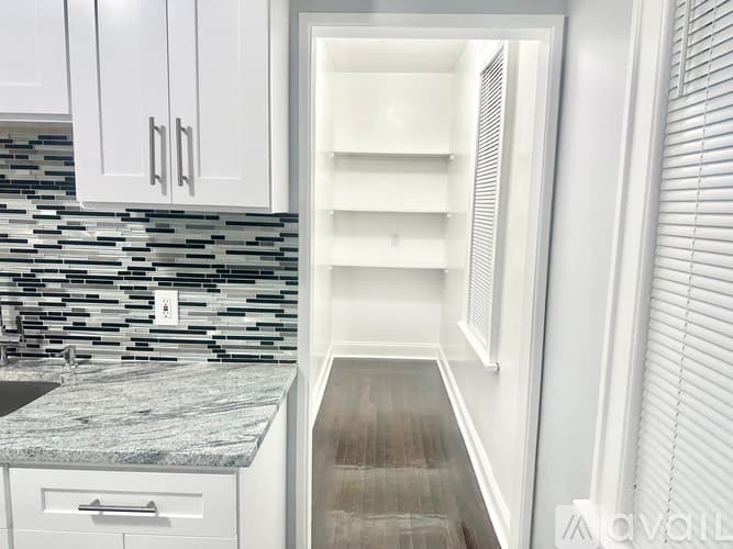 Bridgeport Apartment: 71 Tremont Ave