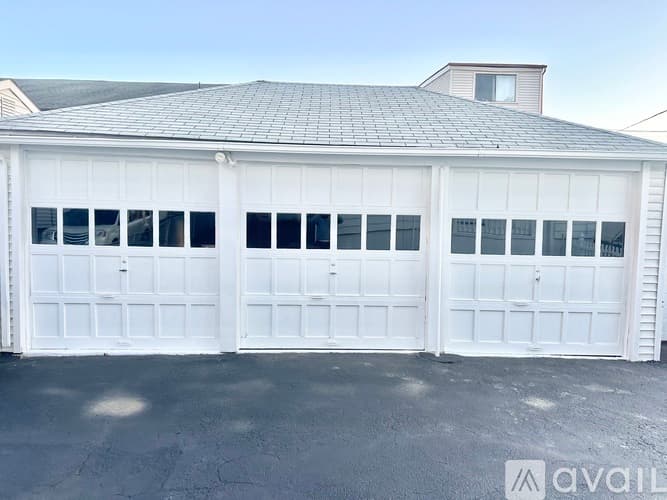 Bridgeport Apartment: 71 Tremont Ave