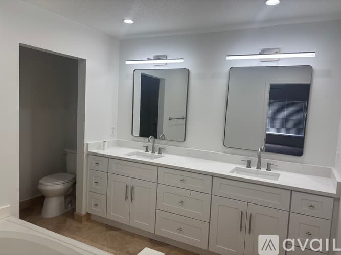 Boca Raton House: 22481 Middletown Dr