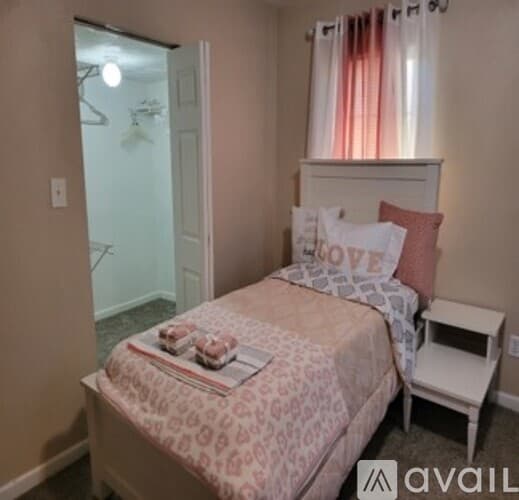 Portsmouth House: 1400 Atlanta Avenue Bedroom 3