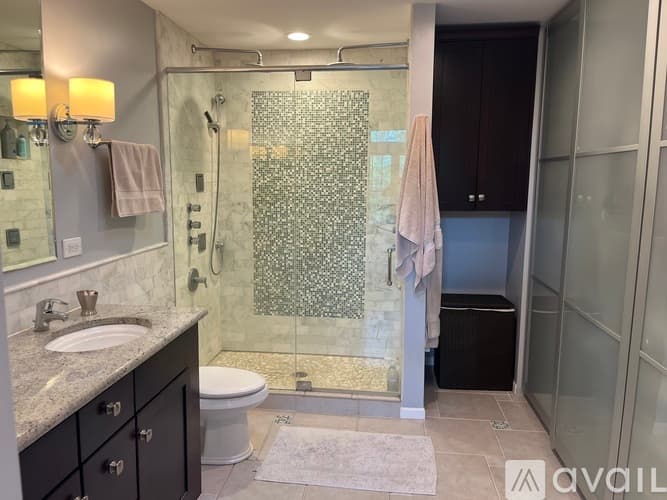 Palatine House: 889 East Stonebridge Court