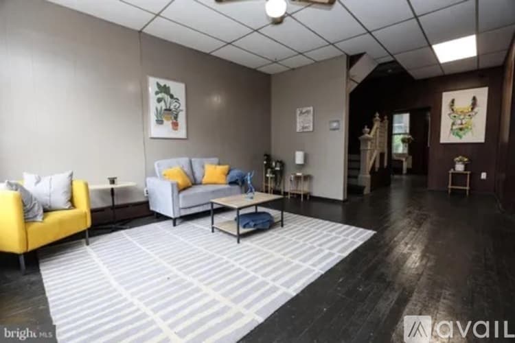 Pottsville House: 709 W Norwegian St