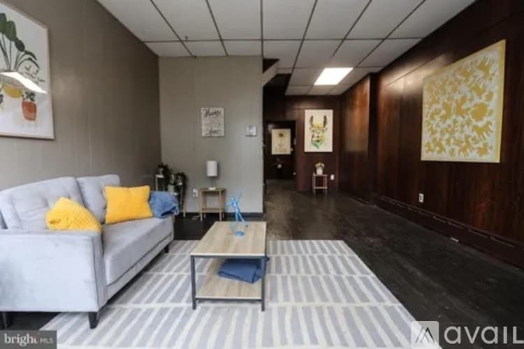 Pottsville House: 709 W Norwegian St
