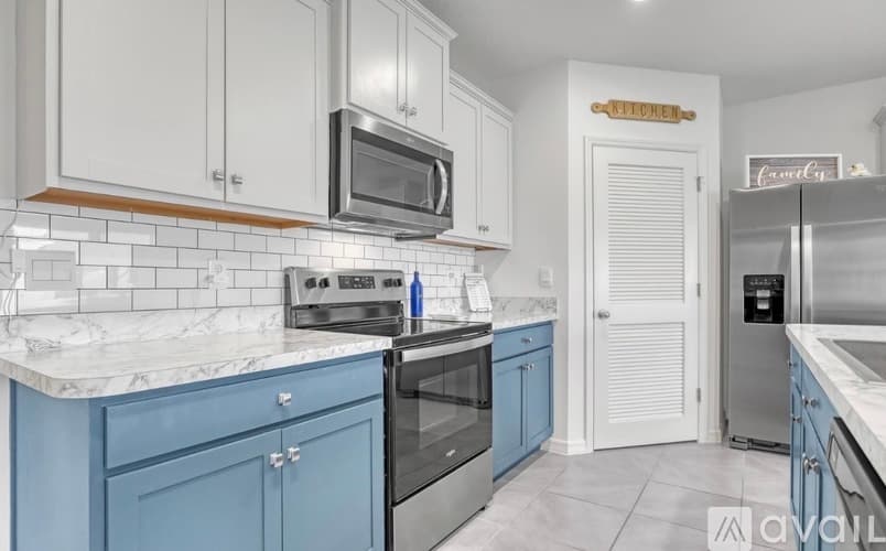 Rockledge House: 1265 Valley View Avenue