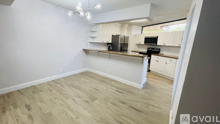 Boca Raton Townhome: 8153 Severn Drive