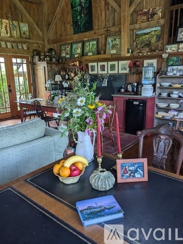 Blue Hill Apartment: 53 Falls Bridge Rd