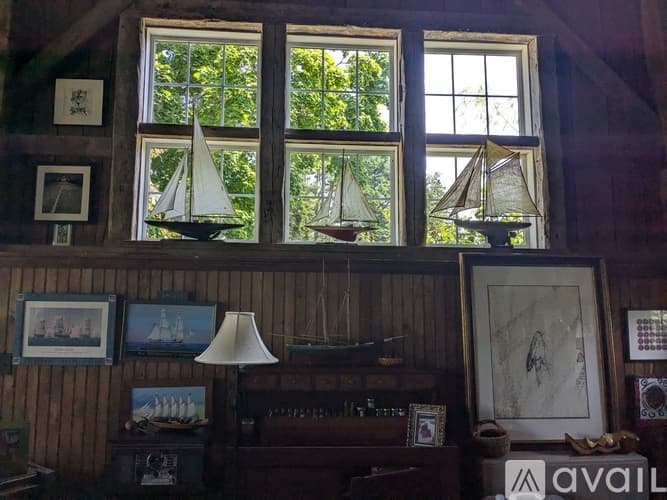 Blue Hill Apartment: 53 Falls Bridge Rd