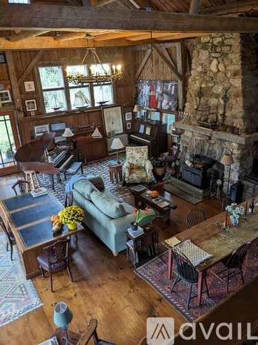 Blue Hill Apartment: 53 Falls Bridge Rd