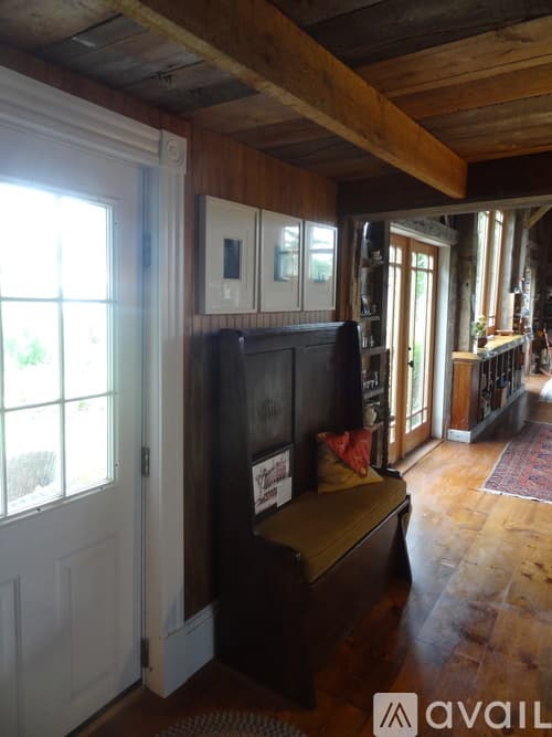 Blue Hill Apartment: 53 Falls Bridge Rd