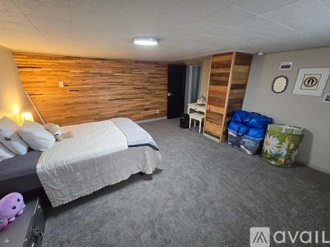 Williamsport Apartment: 504 Hepburn Street