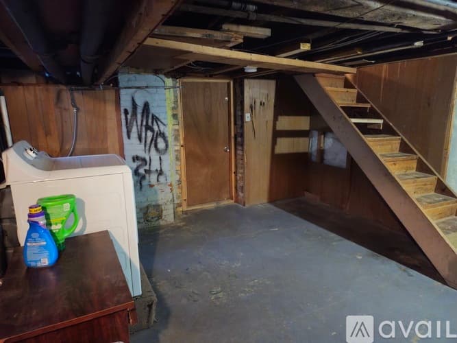 Fredonia Apartment: 89 Eagle Street