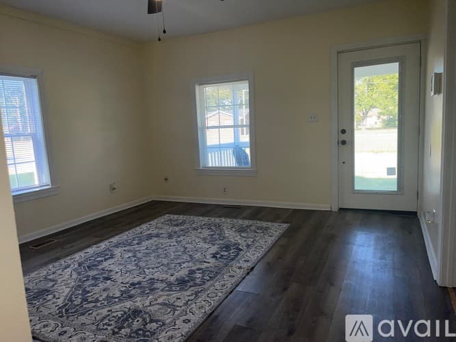 Goldsboro House: 1010 North Center Street