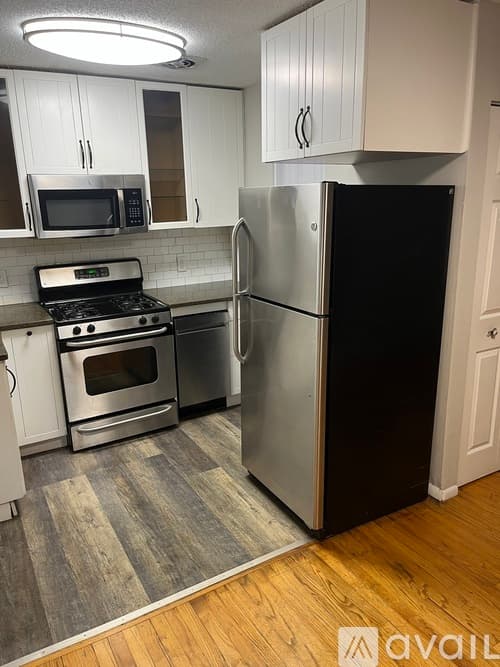 New Haven Townhome: 24 Woodward Ave
