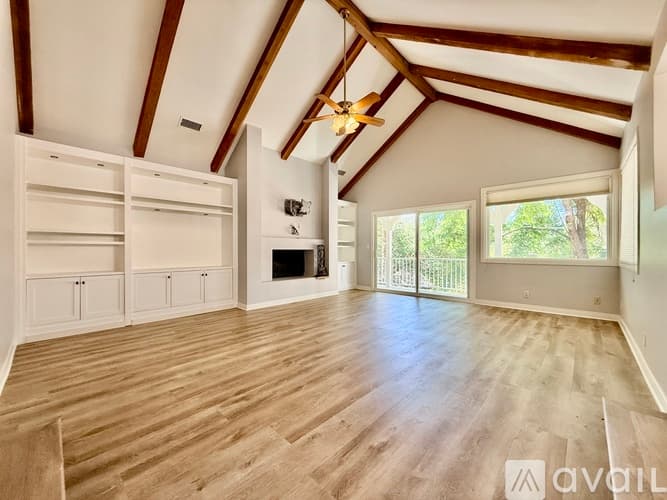Calabasas House: 4025 Black Bird Way