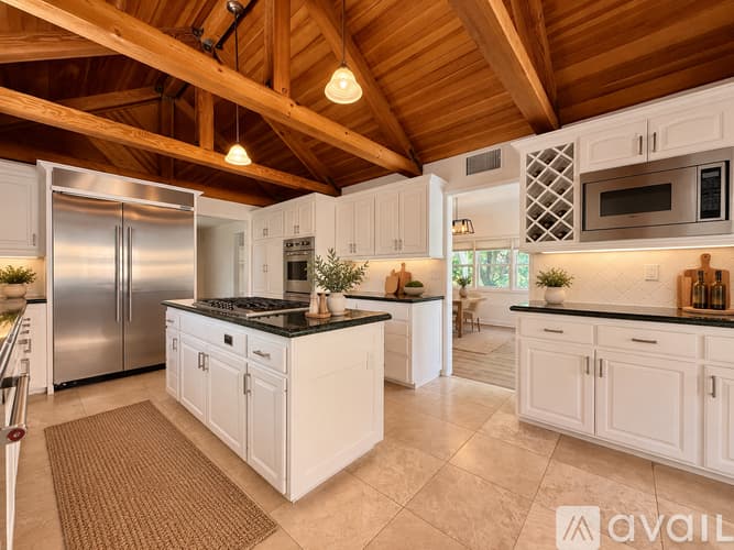 Calabasas House: 4025 Black Bird Way