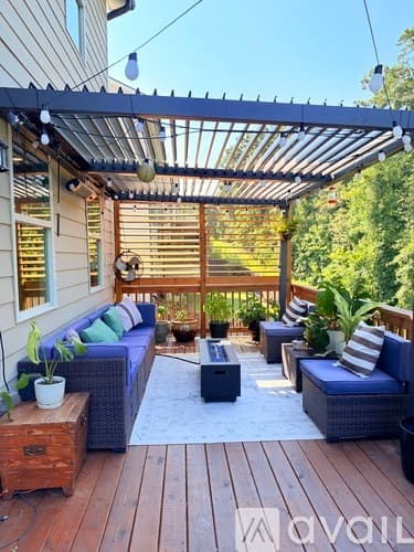 East Point House: 2212 Cormac Street