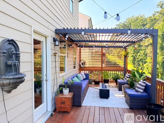East Point House: 2212 Cormac Street