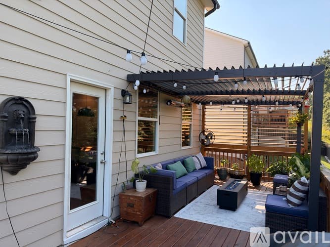 East Point House: 2212 Cormac Street