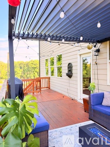 East Point House: 2212 Cormac Street