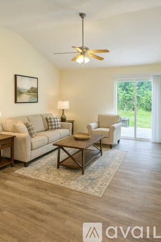 Statesboro House: 5068 Scotch Pine Avenue