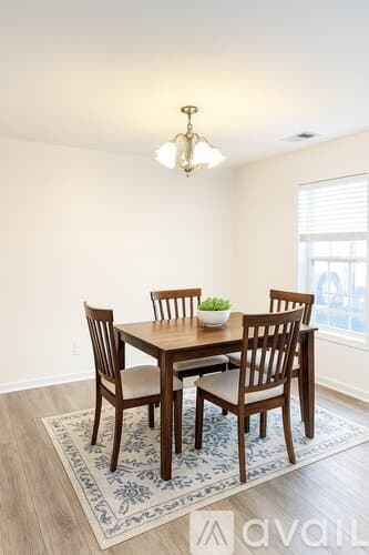 Statesboro House: 5068 Scotch Pine Avenue