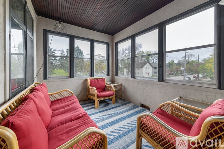 Minneapolis Apartment: 2329 27th Ave S