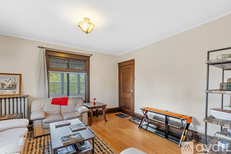 Minneapolis Apartment: 2329 27th Ave S