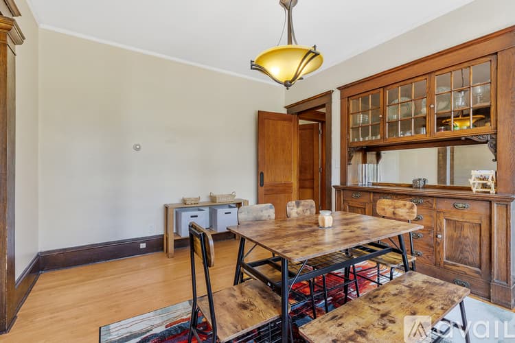 Minneapolis Apartment: 2329 27th Ave S