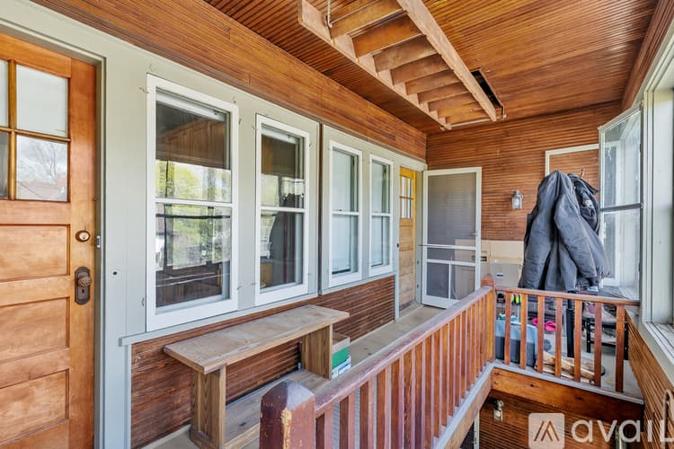 Minneapolis Apartment: 2329 27th Ave S