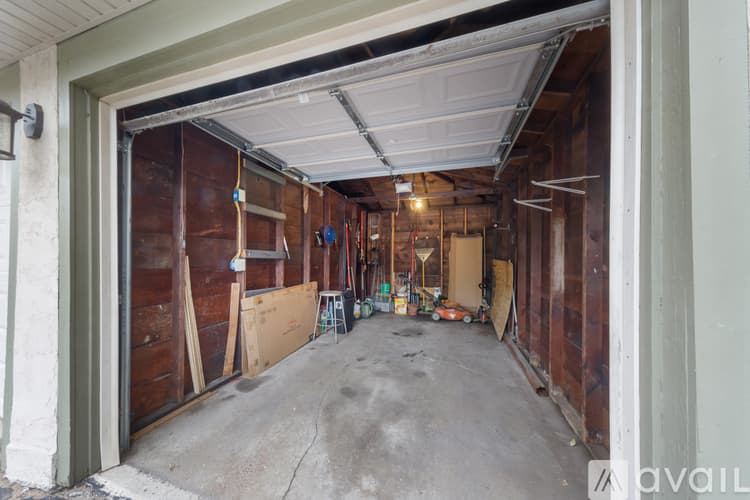 Minneapolis Apartment: 2329 27th Ave S