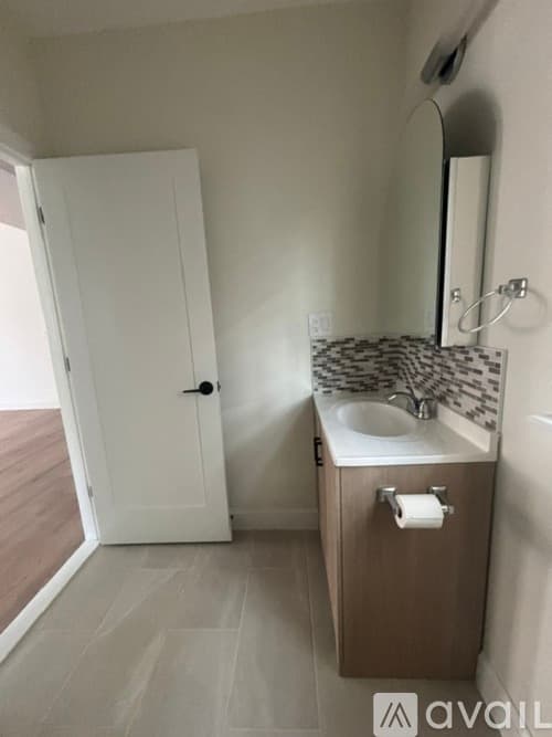 Boston Apartment: 1077 1079 Dorchester Avenue
