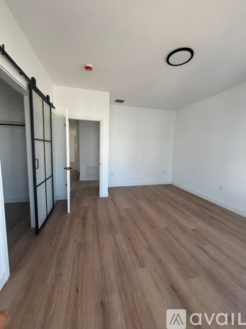 Boston Apartment: 1077 1079 Dorchester Avenue