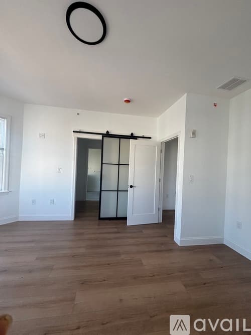 Boston Apartment: 1077 1079 Dorchester Avenue