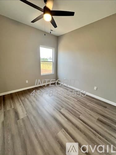 Springfield House: 888 South Spring Hill Avenue