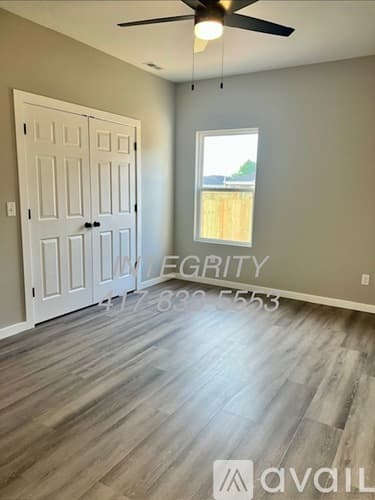 Springfield House: 896 South Spring Hill Avenue