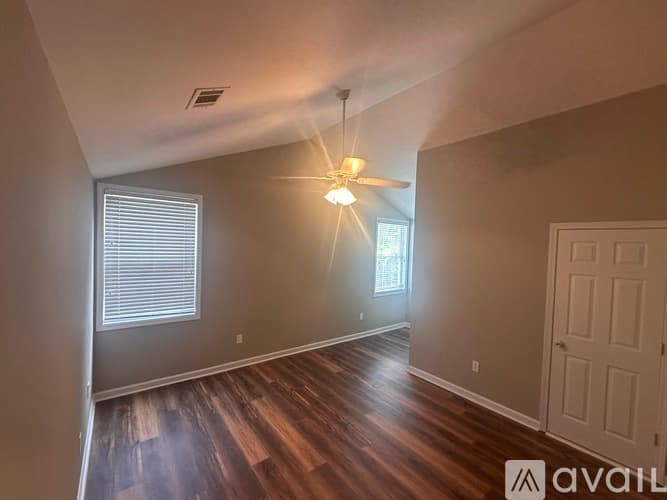 Athens House: 249 Wiltshire Dr