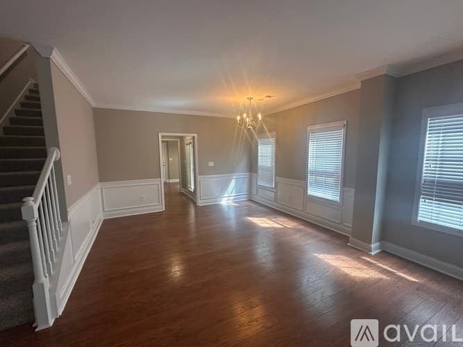 Athens House: 249 Wiltshire Dr