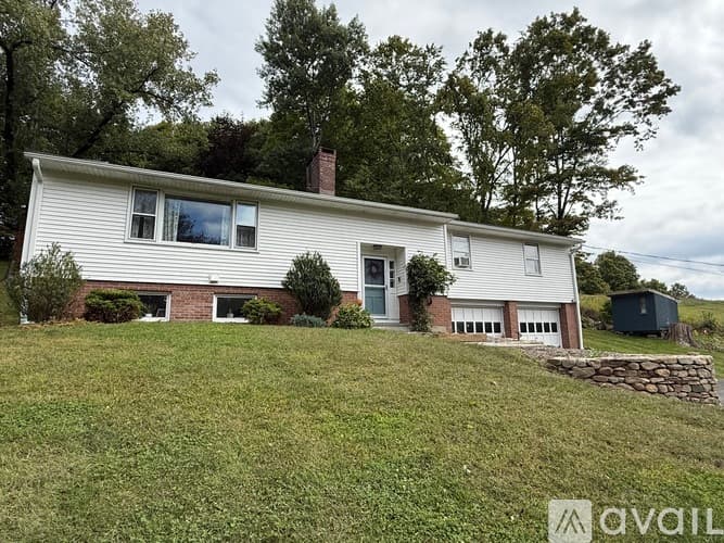 Bethlehem Apartment: 191 Carmel Hill Road South
