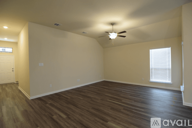 Temple House: 1923 Ashburn Dr