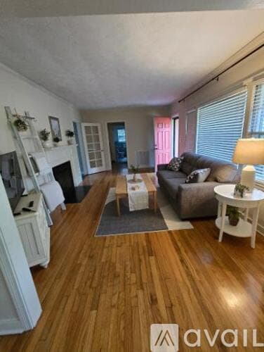 Augusta House: 2314 Cumming Rd