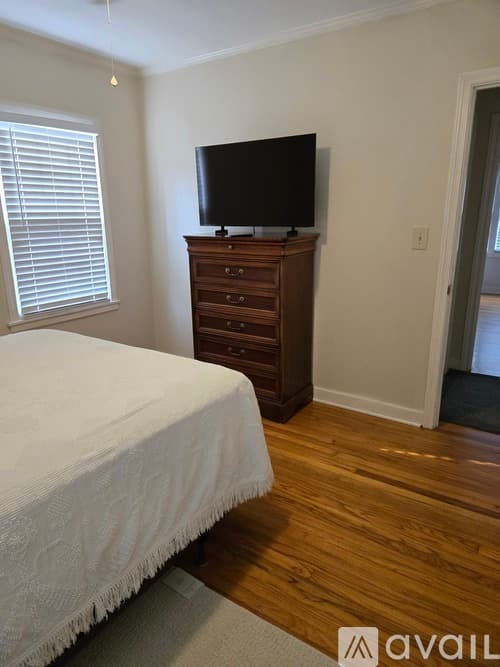 Augusta House: 2314 Cumming Rd
