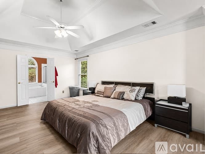Marietta House: 2208 Snug Harbor Northeast