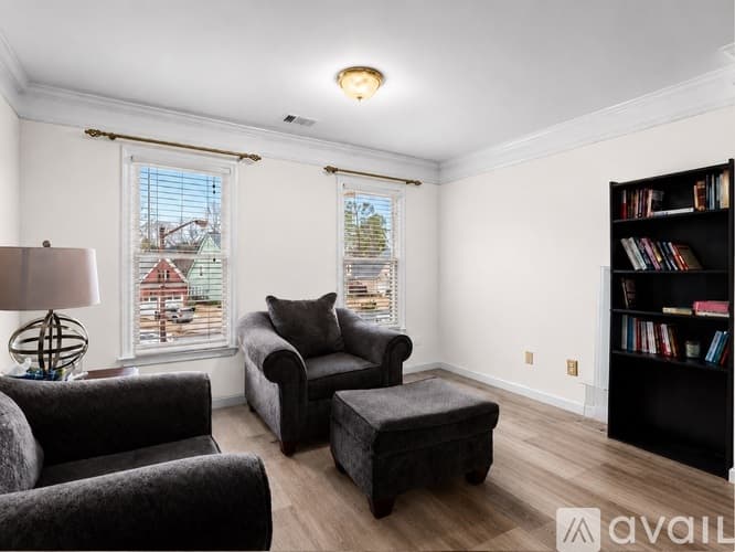 Marietta House: 2208 Snug Harbor Northeast